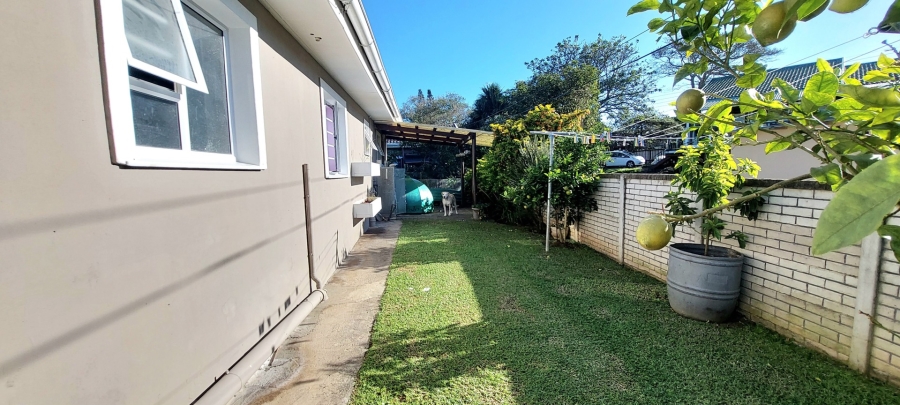 3 Bedroom Property for Sale in Sunrise On Sea Eastern Cape